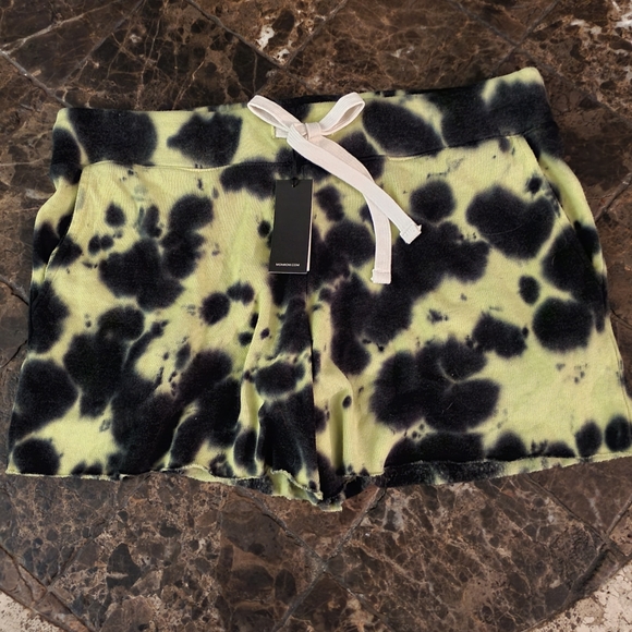 MonrowMonrow Sweat Shorts Green and Black Tie-Dyed Drawstring Elas L NWOT - Picture 2 of 5